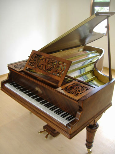 �G���[��,�t�����X�s�A�m